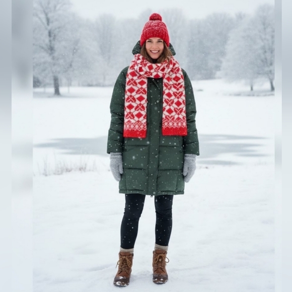 NEW! Free People Red and White Scarf - Picture 4 of 14